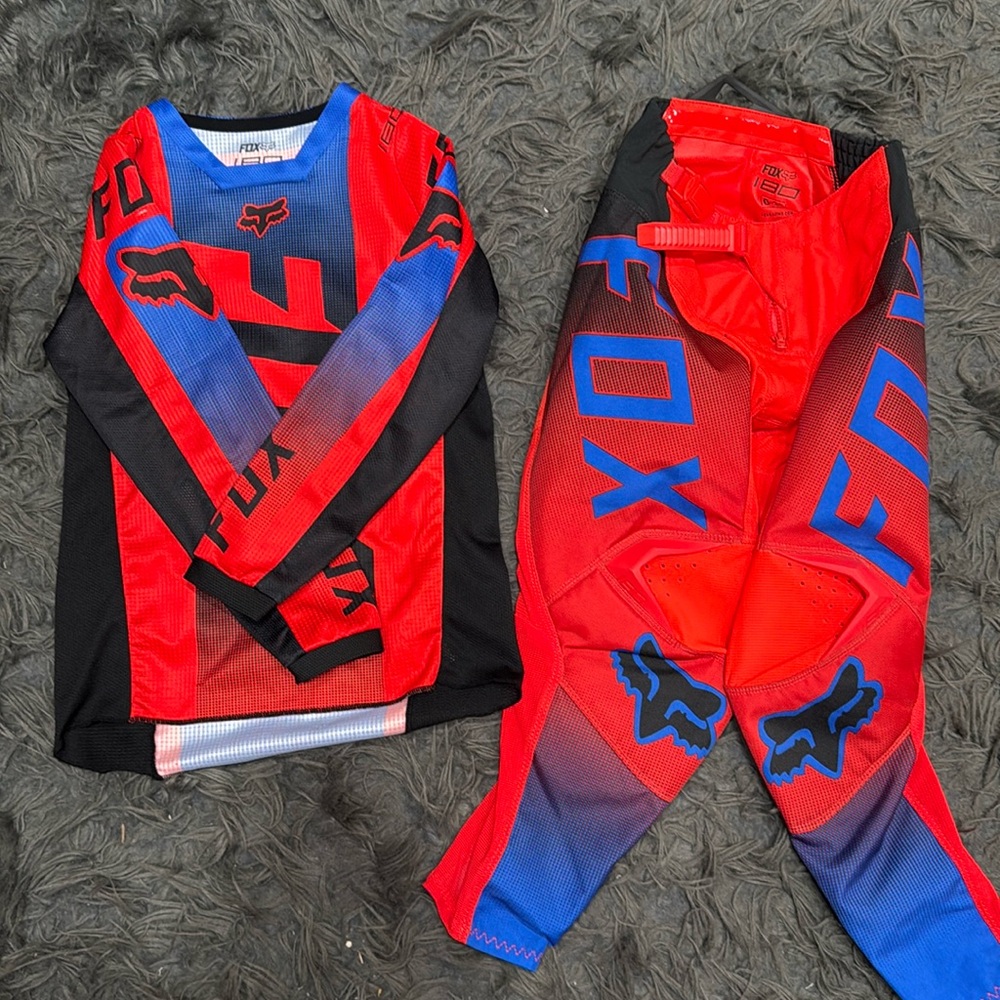 Fox riding gear set